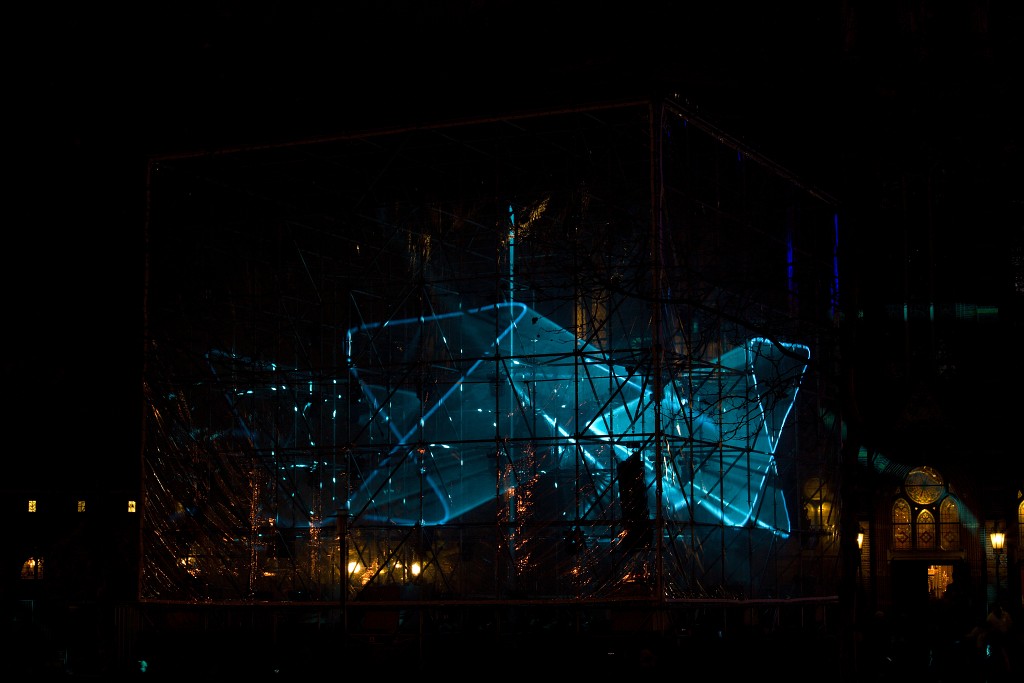 eindhoven kunst art china light licht festival lichtshow show festiviteit glow evenement event chinees chinese verlichting draak dragon lichtfestival